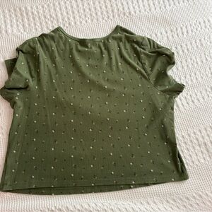Olive Green Short Sleeve Ribbed Crop Top with Tiny Floral Print